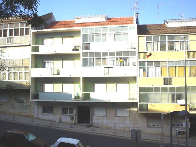 Apartamento T2+1 Cacém -  Rua de Angola
